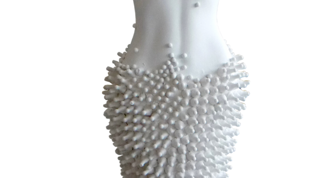 Mother Earth, Mother Earth sculptuur/ gips/ kunststof/ karton/ijzerddraad/pur/gipsverband/gesso. Afmetingen 1.80/90/90
In particulier bezit Konstanz, Duitsland Mother-Earth-sculptuur-Marit-Otto